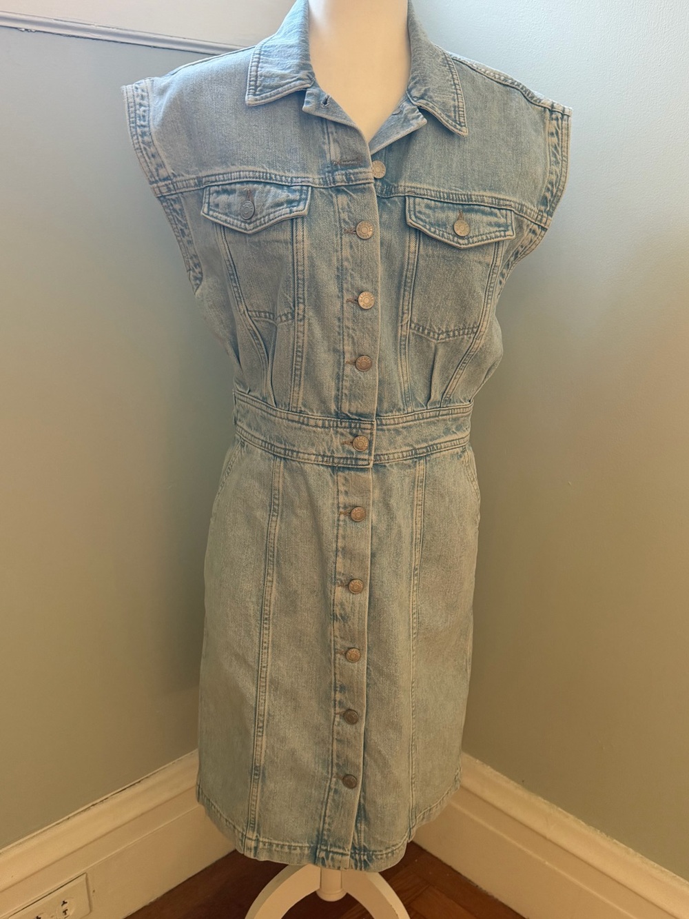 Madewell DM7710 Light Wash Denim Button Front Midi Shirt Dress Size Small